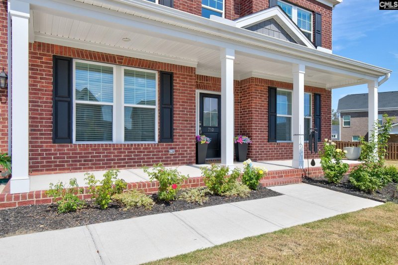 Property image 3 of 710 Barr Lake Drive in Barr Lake, Lexington, SC 29072