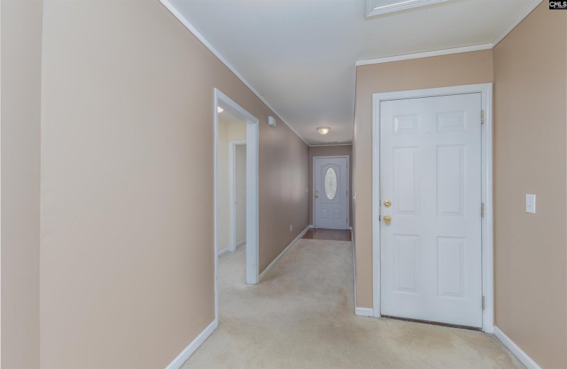 Property image 4 of 353 Hollingsworth Lane in Hollingsworth Estates, Lexington, SC 29072