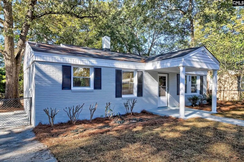 Property image 2 of 1804 13th Street in The Avenues, Cayce, SC 29033-3108