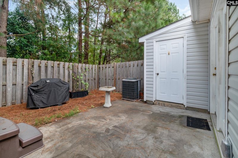 Property image 2 of 465 Regency Park in Regency Park, Columbia, SC 29120