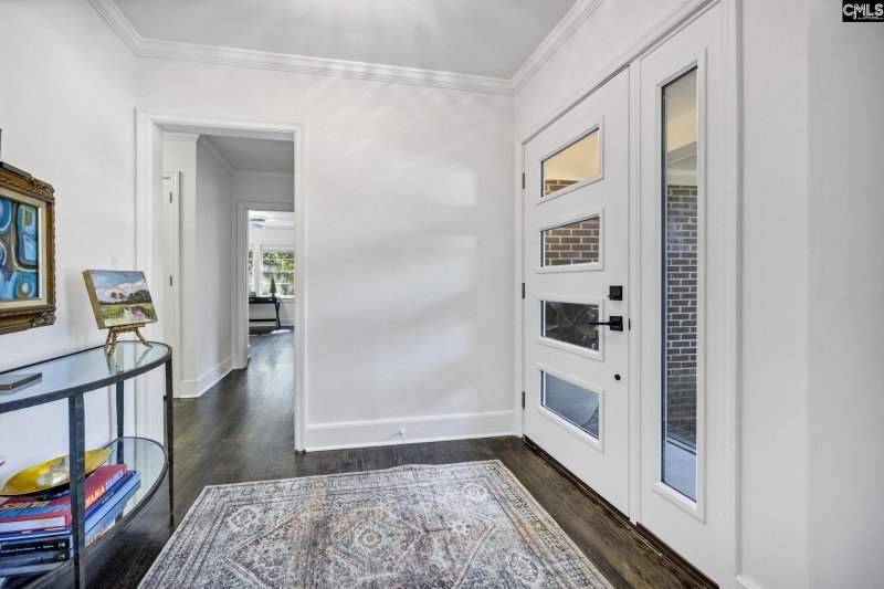 Property image 3 of 6704 Lake Arcadia Lane in Arcadia Lakes, Columbia, SC 29206