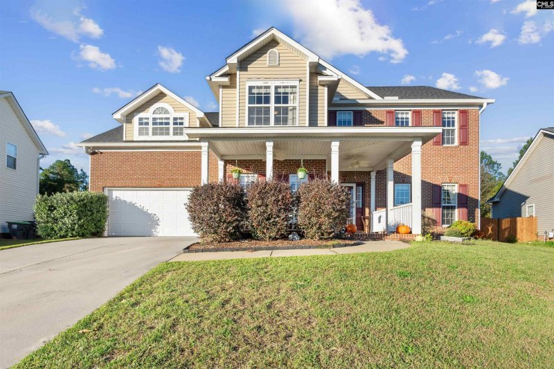 Baneberry Place, Lexington Community