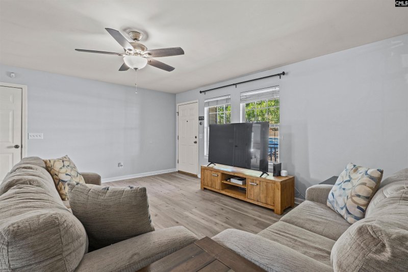 Property image 3 of 2010 Camp Creek Circle in Briarcliffe Estates, Elgin, SC 29045