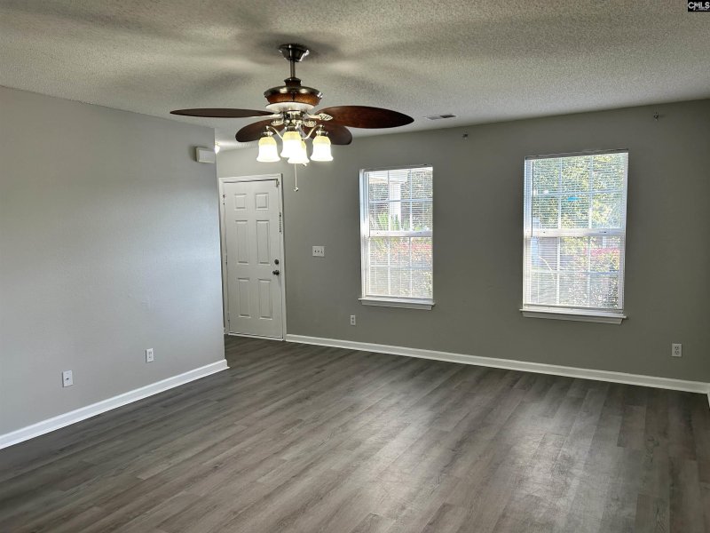 Property image 5 of 218 Cogburn Road in Brookhaven, Columbia, SC 29229