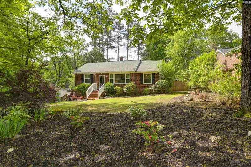 Property image 3 of 418 Cumberland Drive in Keenan Terrace, Columbia, SC 29203
