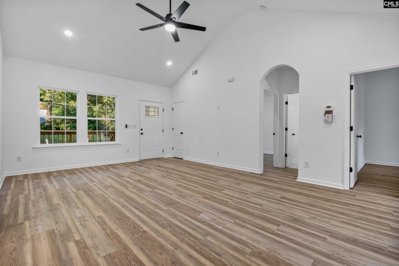 Property image 5 of 230 Pineneedle Road in Clairview Terrace, Columbia, SC 29203