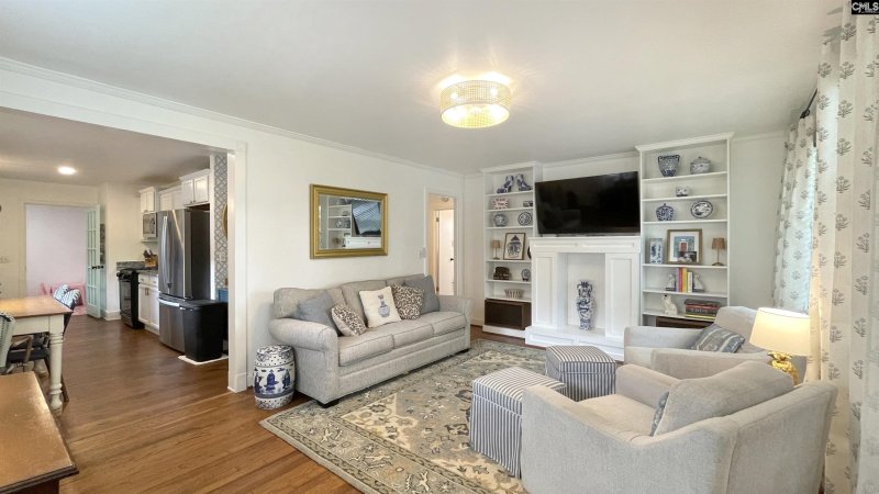 Property image 3 of 3215 Gadsden Street in Earlewood, Columbia, SC 29201