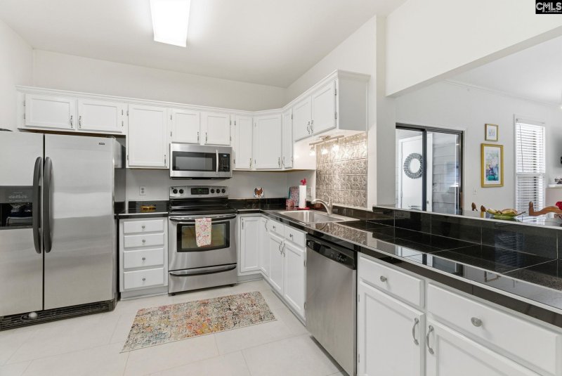 Property image 4 of 3937 W Buchanan Drive in Belmont Green, Columbia, SC 29206