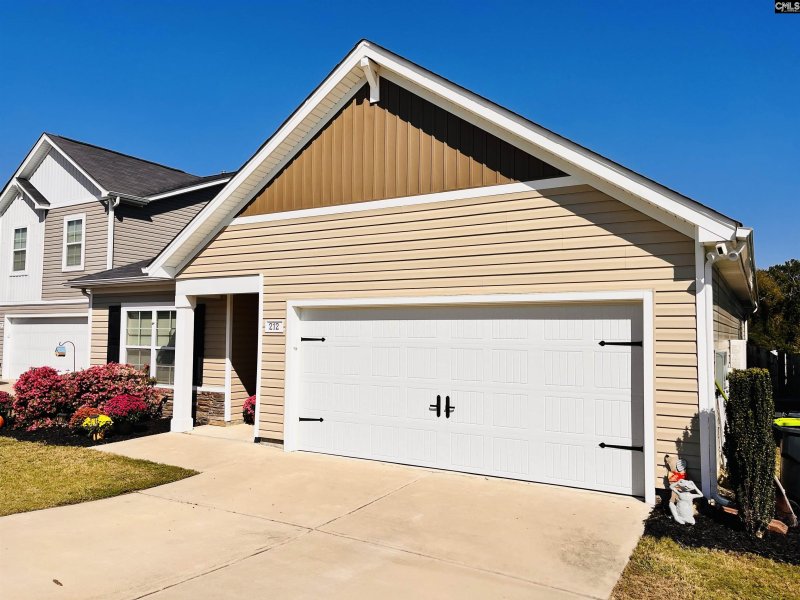 Property image 5 of 212 Shell Mound Court in Cumberland Place, West Columbia, SC 29170