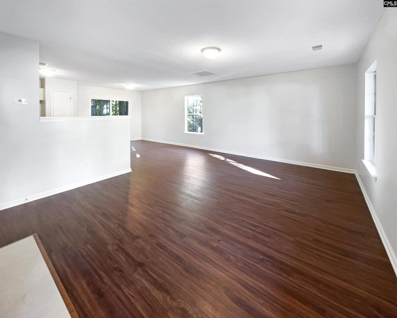 Property image 3 of 129 Cedar Field Lane in Chestnut Hill Plantation, Columbia, SC 29212