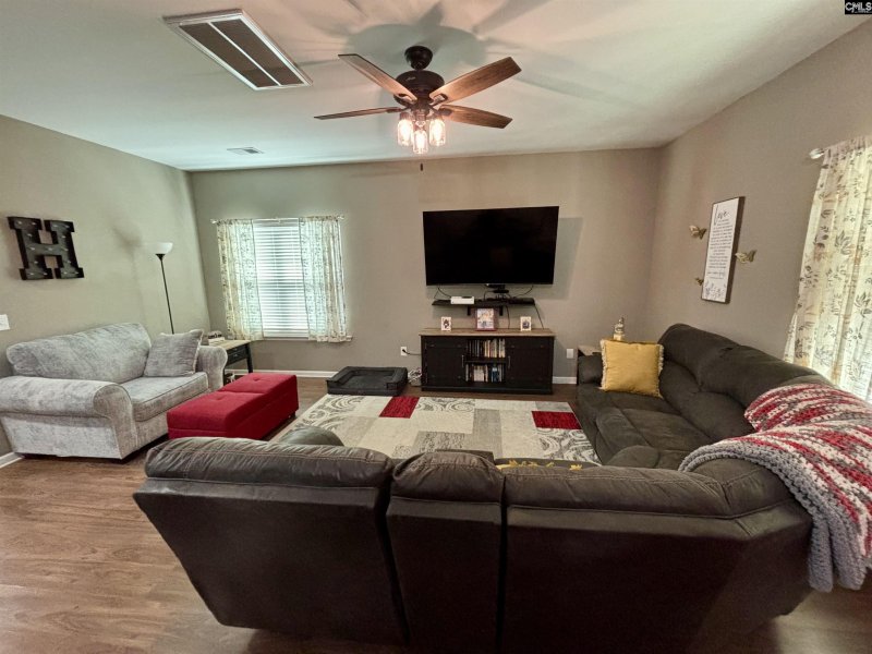 Property image 5 of 520 Spanish Leaf Lane in Oakwood Commons, West Columbia, SC 29169-3669