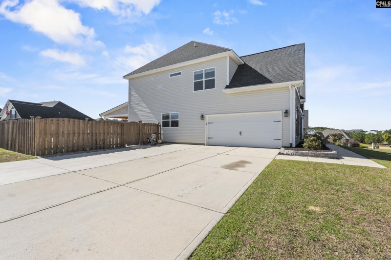 Property image 3 of 526 Long Ridge Drive in Terrace At Longview, Lexington, SC 29073