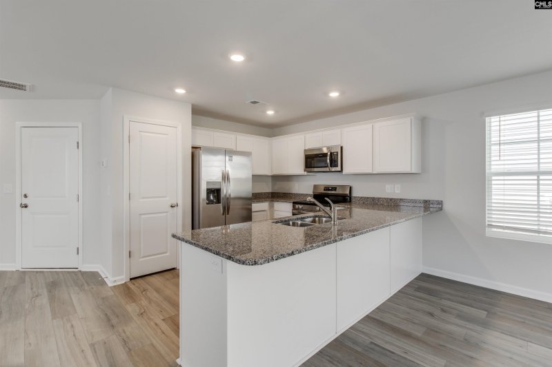 Property image 5 of 213 Laurinton Farms Drive in Laurinton Farms, Hopkins, SC 29061