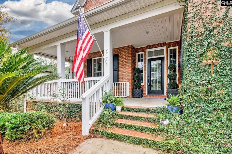 Property image 4 of 3924 Yale Avenue in Sherwood Forest, Columbia, SC 29205