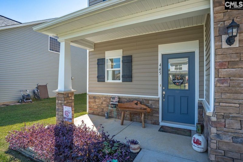 Property image 2 of 445 Crawley Lane in Westcott Ridge, Chapin, SC 29036