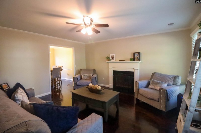 Property image 4 of 104 Devonwood Court in Murraywood, Columbia, SC 29212