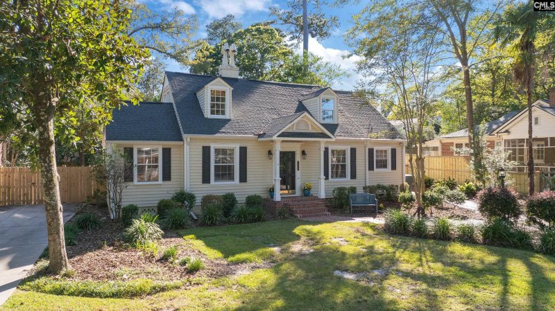 Property image 2 of 2854 Stratford Road in Forest Hills, Columbia, SC 29204