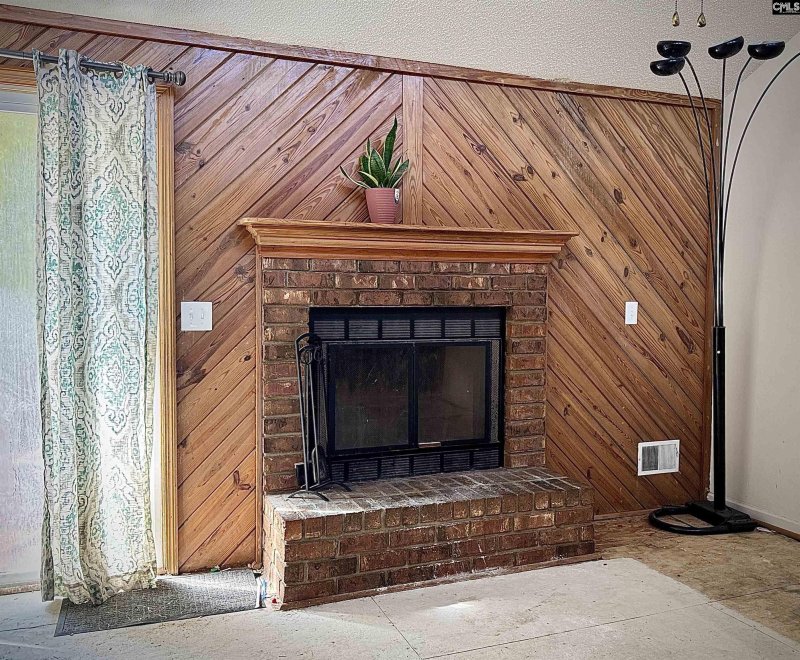 Property image 3 of 146 Darian Drive in Southgate, Lexington, SC 29073