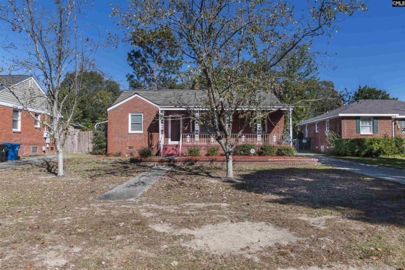 Property image 2 of 1610 D Avenue in The Avenues, West Columbia, SC 29169