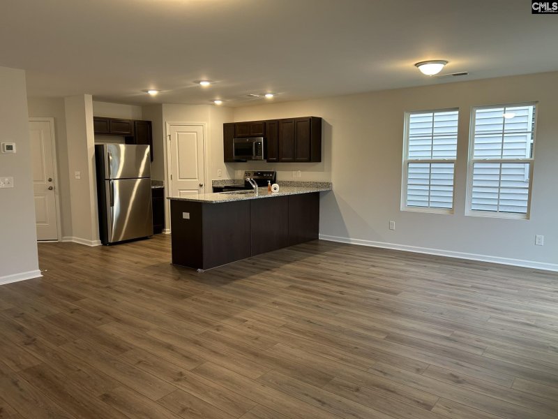 Property image 5 of 387 Pinaster Path in Pinecrest, West Columbia, SC 29169