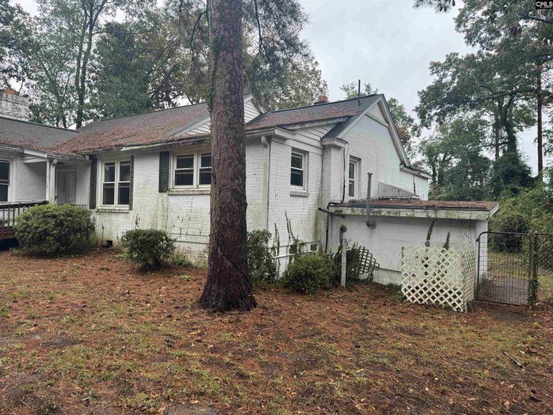 Property image 2 of 3610 Valley Road in Atascadero Hills, Columbia, SC 29204