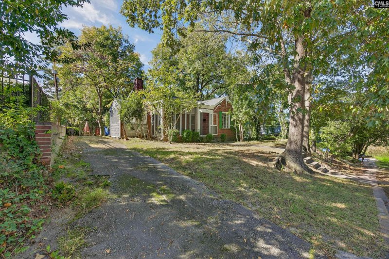 Property image 2 of 1615 Maple Street in Melrose Heights, Columbia, SC 29205