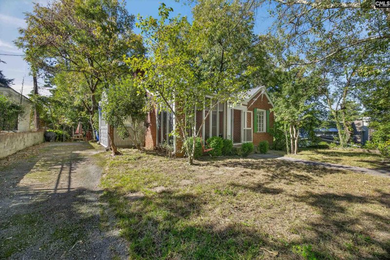 Property image 3 of 1615 Maple Street in Melrose Heights, Columbia, SC 29205