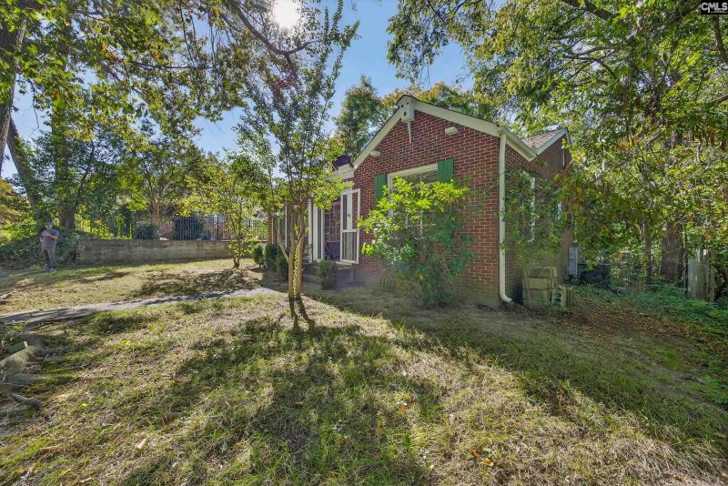 Property image 4 of 1615 Maple Street in Melrose Heights, Columbia, SC 29205