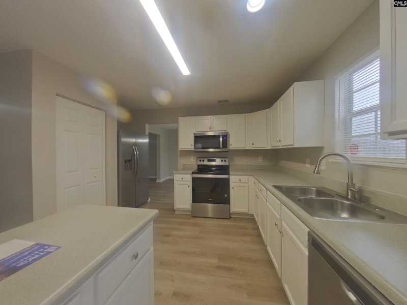 Property image 5 of 415 Fox Trot Drive in Fox Run, Columbia, SC 29229-7183