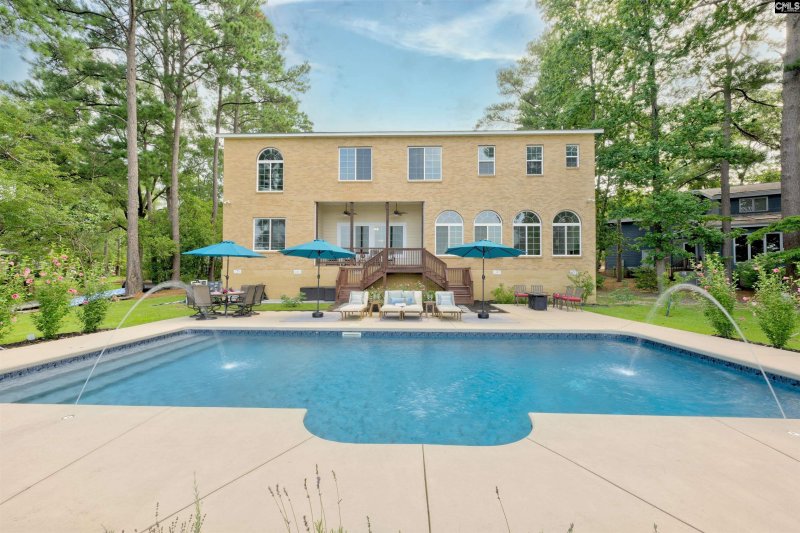 Property image 5 of 305 Northlake Road in Spring Valley, Columbia, SC 29223