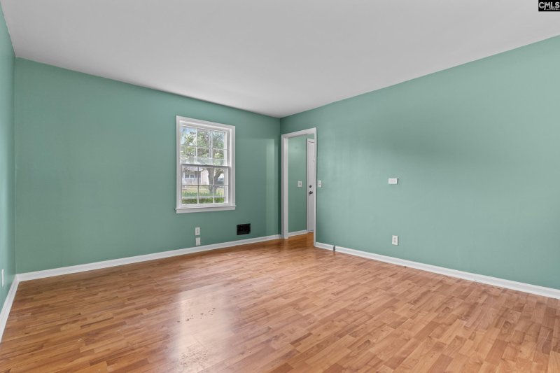 Property image 4 of 2812 Cliffside Drive in Berkeley Forest, Columbia, SC 29209