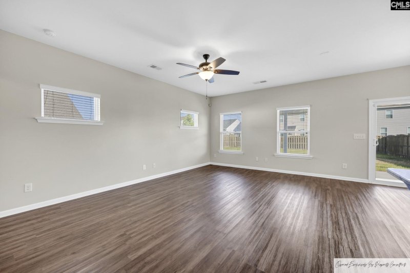 Property image 5 of 160 Jersey Lane in Burnside Farms, Columbia, SC 29209