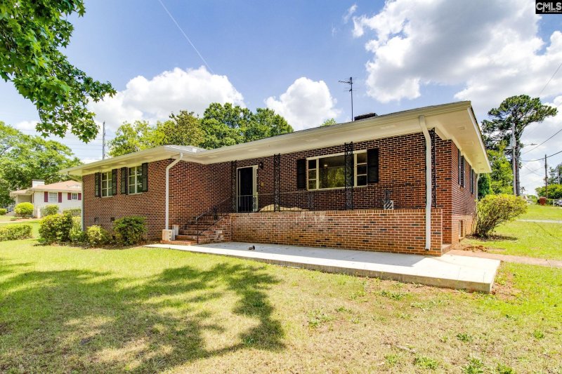 Property image 3 of 120 Mcrae Street in Earlewood, Columbia, SC 29203