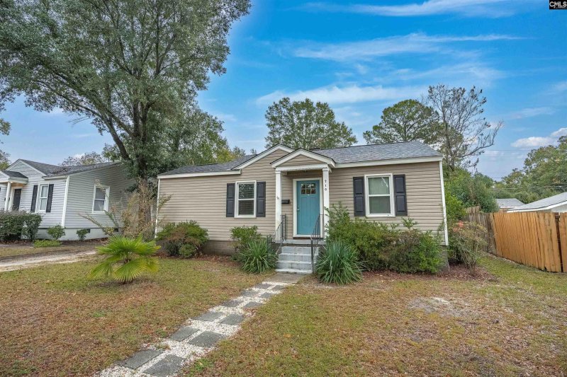 Property image 2 of 710 S Prospect Street in Rosewood, Columbia, SC 29205