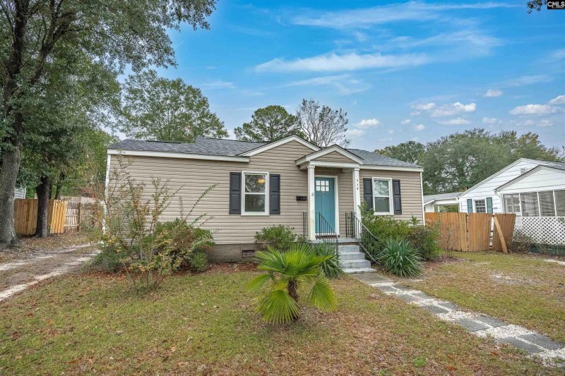 Property image 3 of 710 S Prospect Street in Rosewood, Columbia, SC 29205