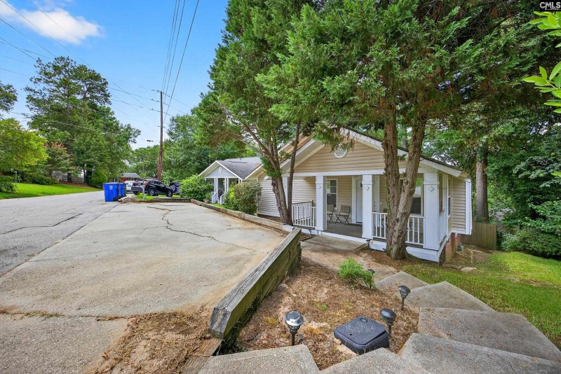 Property image 2 of 615 Darlington Street in Laurel Hill, Columbia, SC 29201