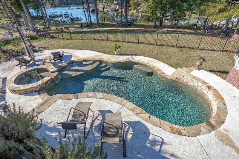 Property image 3 of 201 Stoney Pointe Drive in Stoney Pointe At Bear Creek, Chapin, SC 29036