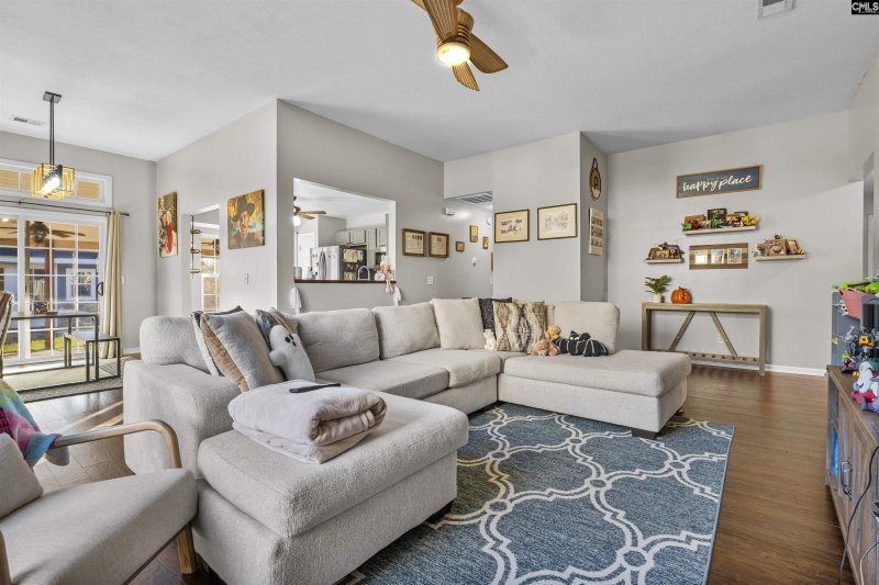 Property image 2 of 500 Riglaw Circle in Summer Knoll, Lexington, SC 29073-7192