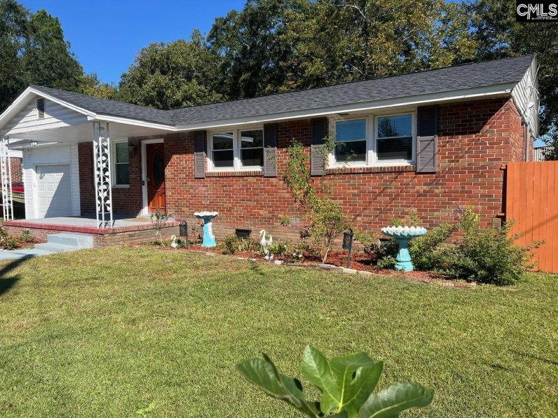 Property image 5 of 638 Carrington Drive in Saluda Park, West Columbia, SC 29169-6517