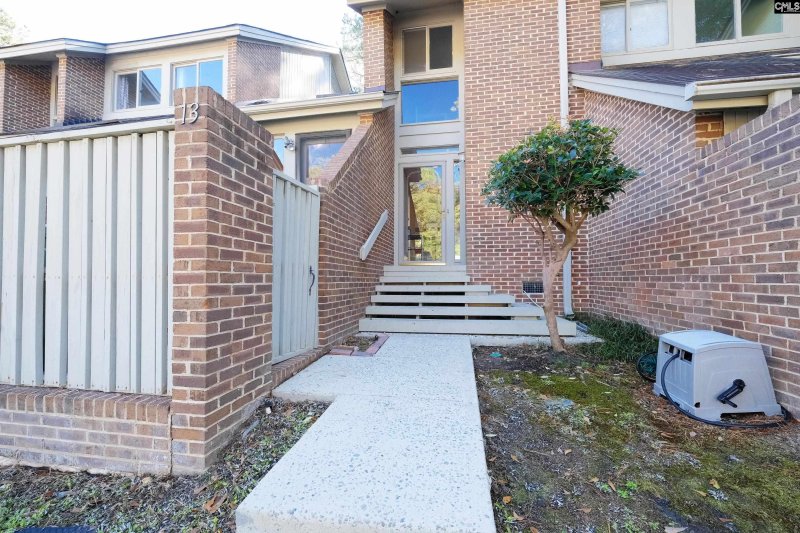 Property image 2 of 13 Gardenwood Court in Reflections, Columbia, SC 29209