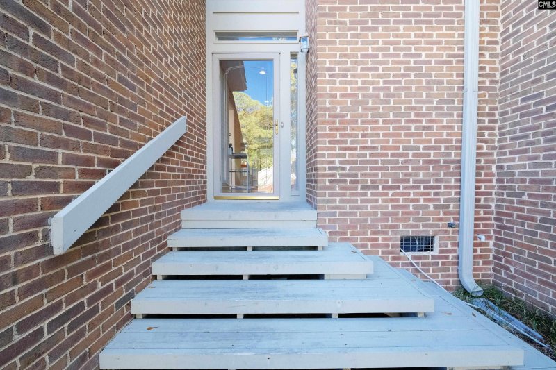 Property image 4 of 13 Gardenwood Court in Reflections, Columbia, SC 29209