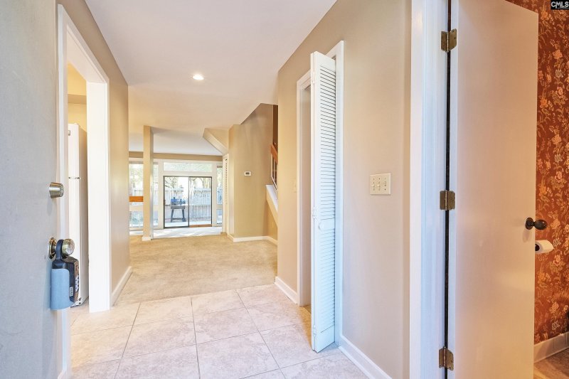 Property image 5 of 13 Gardenwood Court in Reflections, Columbia, SC 29209