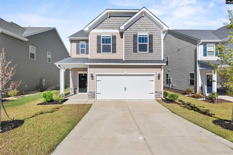 945 Woodcreek Farms Road