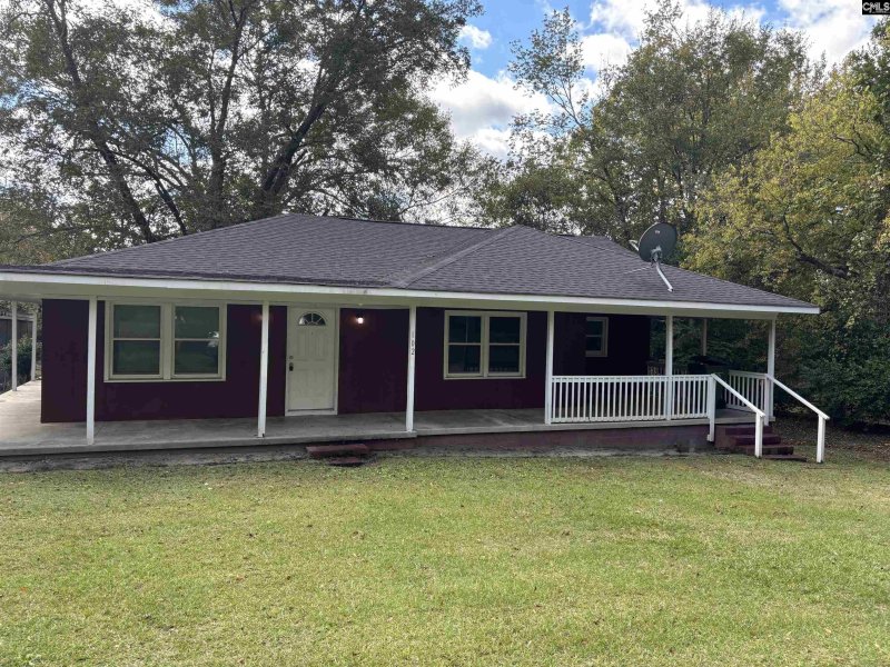 West Bayview, Columbia Community