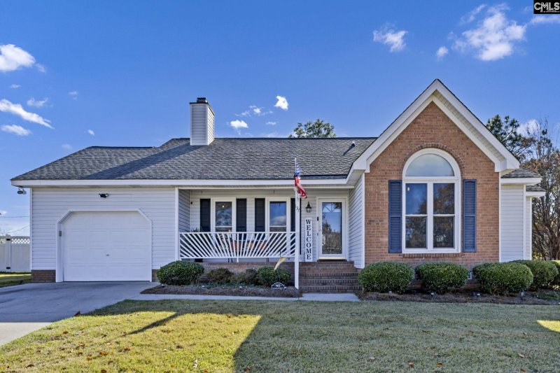 137 Courtney Oak Drive