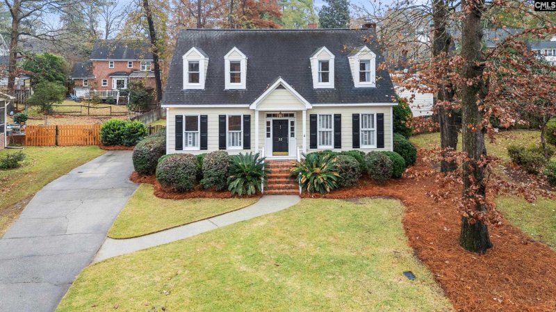 Hampton Trace, Columbia Community