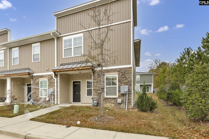 21 Grayson Grove Court