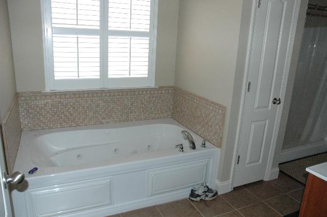 Property image 4 at 6 CALDERWOOD Court, Greer, SC 29651