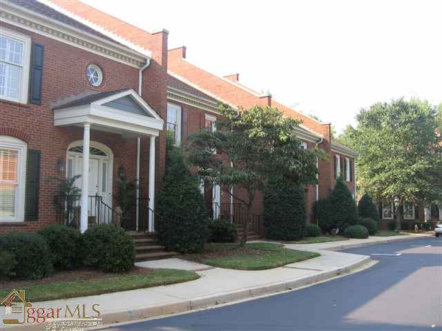 Property image 2 at 242 Glenbrooke Way, Greenville, SC 29615