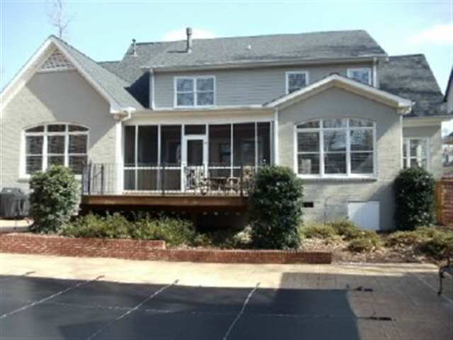 Property image 2 at 601 Foxcroft Road, Greenville, SC 29615